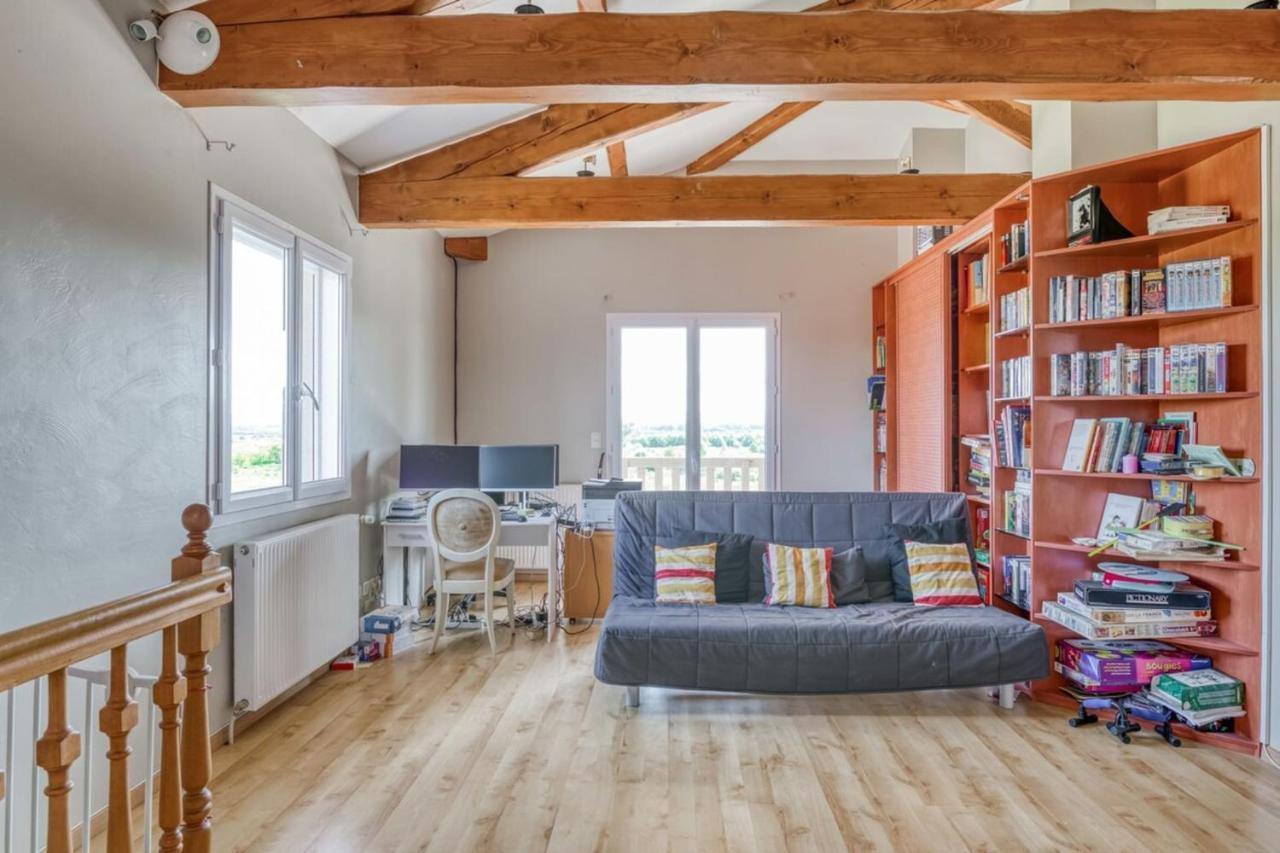 Family Villa At 1H15 From Lyon Precieux Екстериор снимка